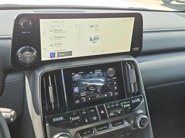 2026 Lexus LX F SPORT Handling