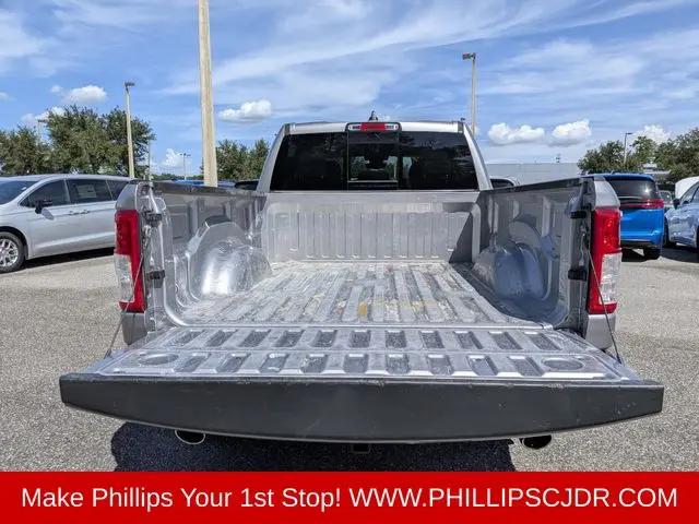 2022 Ram 1500 Big Horn Crew Cab 4x2 64 Box