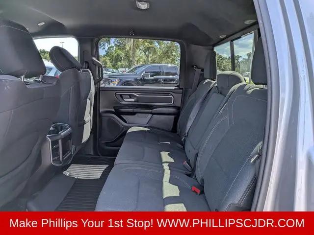 2022 Ram 1500 Big Horn Crew Cab 4x2 64 Box