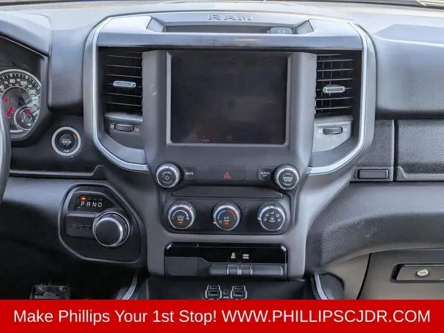 2022 Ram 1500 Big Horn Crew Cab 4x2 64 Box
