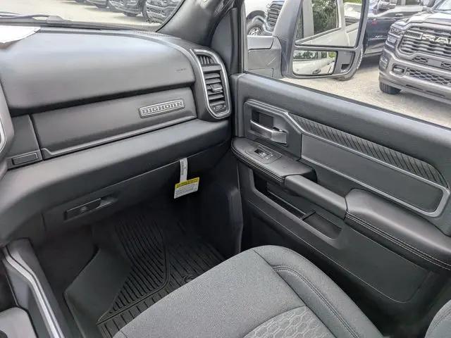 2026 Ram 3500 Big Horn Crew Cab 4x4 64 Box