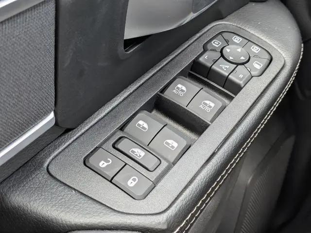 2026 Ram 3500 Big Horn Crew Cab 4x4 64 Box