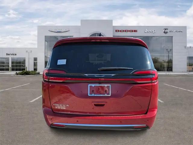 2027 Chrysler Pacifica Pinnacle
