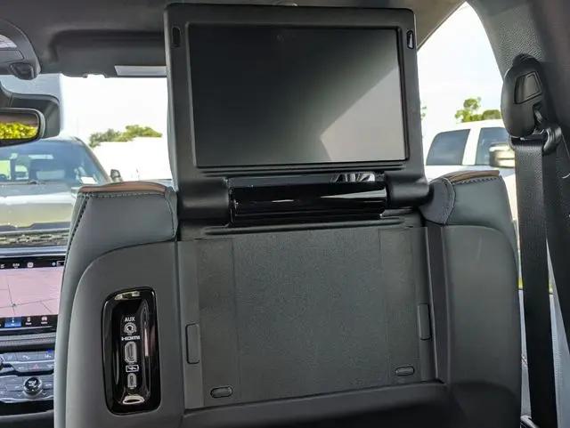 2027 Chrysler Pacifica Pinnacle
