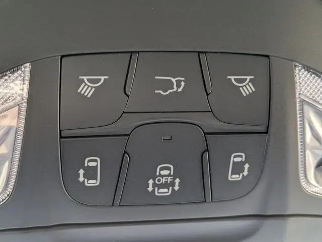 2027 Chrysler Pacifica Pinnacle