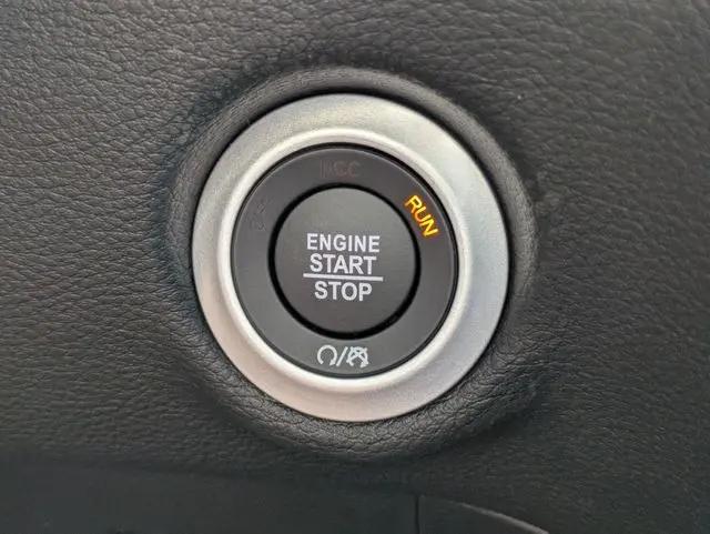 2027 Chrysler Pacifica Pinnacle