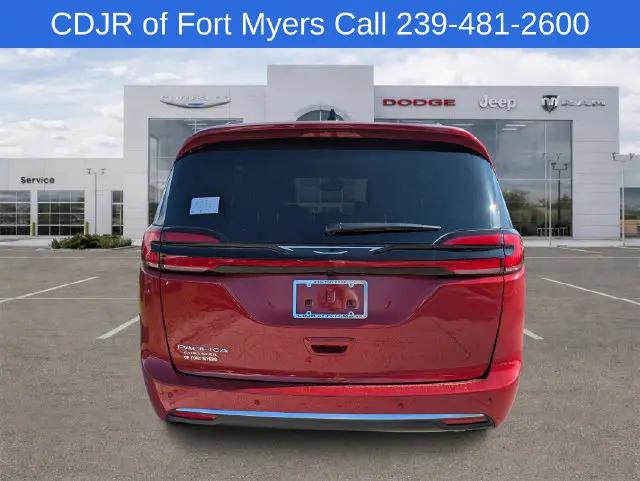 2027 Chrysler Pacifica Pinnacle