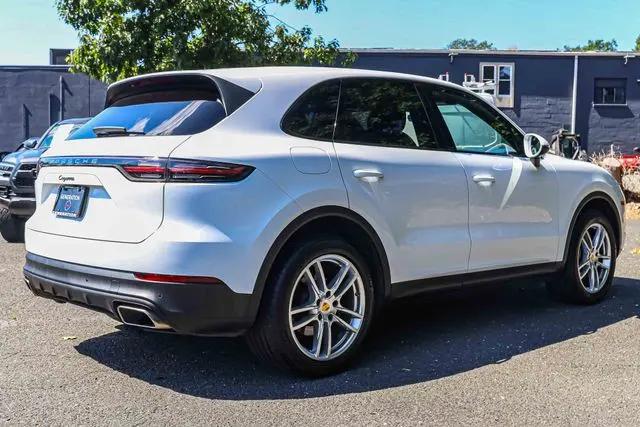 2021 Porsche Cayenne Cayenne