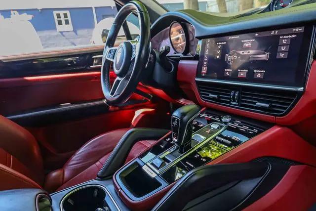 2021 Porsche Cayenne Cayenne