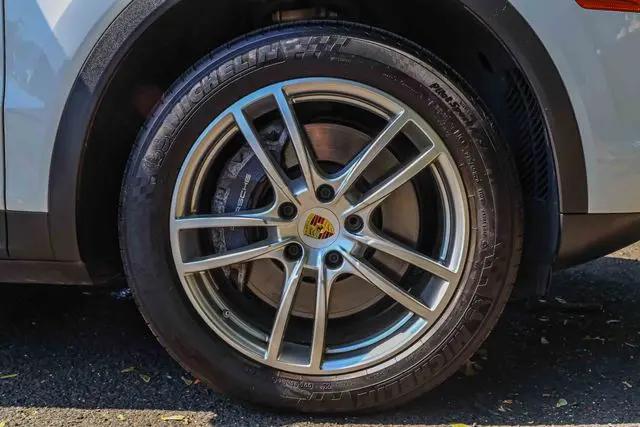 2021 Porsche Cayenne Cayenne