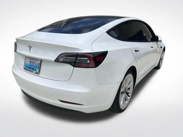 2021 Tesla Model 3 Standard Range Plus Rear-Wheel Drive