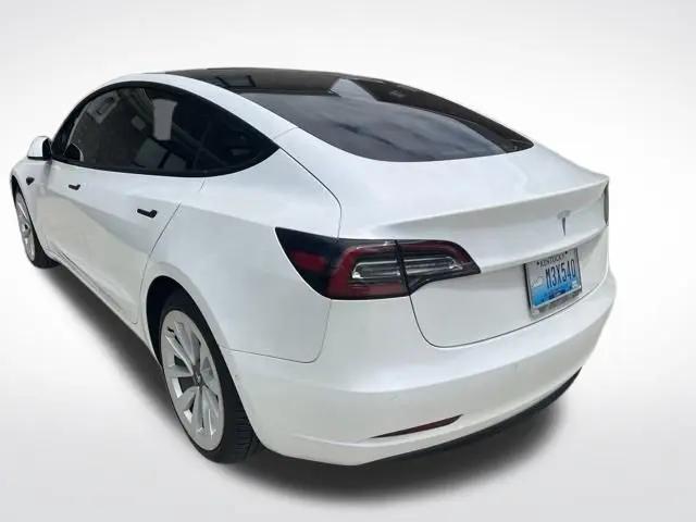 2021 Tesla Model 3 Standard Range Plus Rear-Wheel Drive
