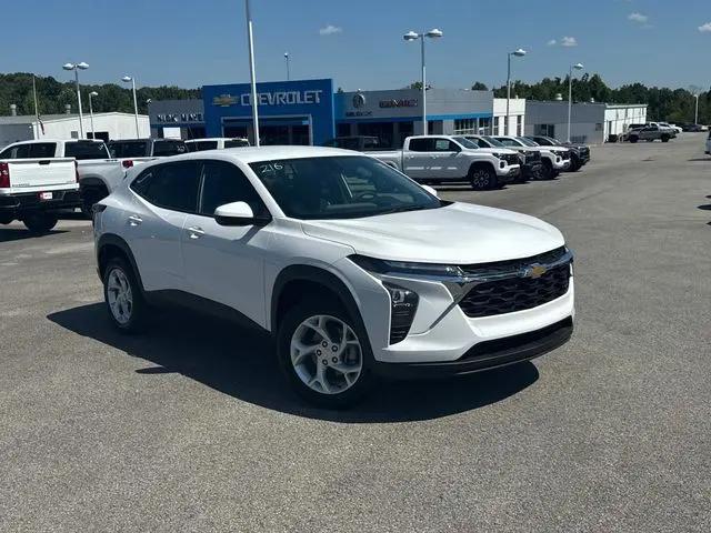 2026 Chevrolet Trax FWD LS
