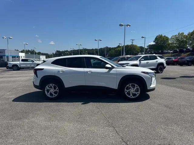 2026 Chevrolet Trax FWD LS