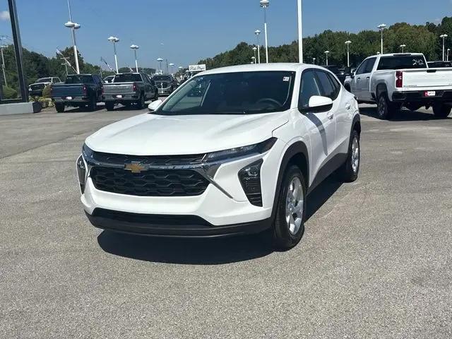 2026 Chevrolet Trax FWD LS