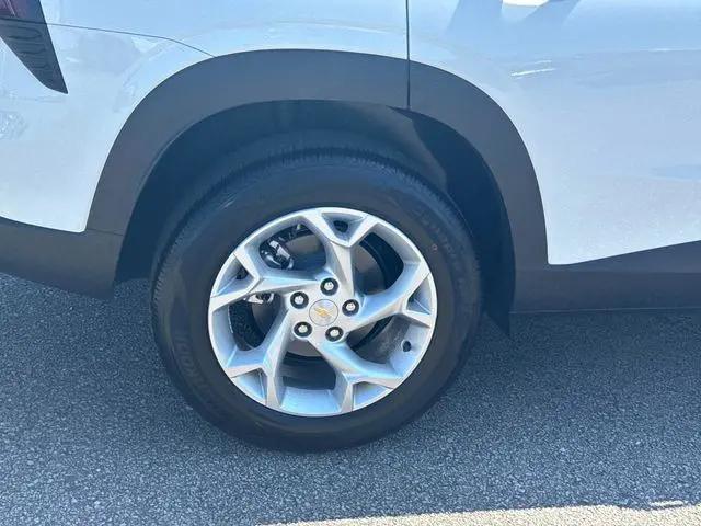 2026 Chevrolet Trax FWD LS