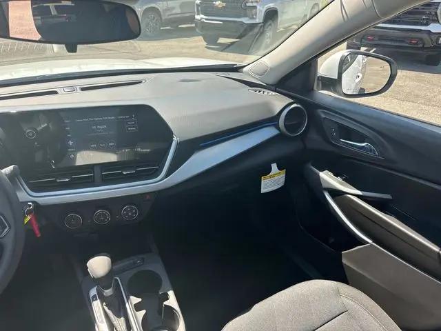 2026 Chevrolet Trax FWD LS