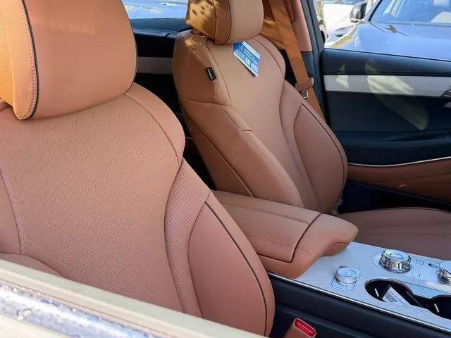 2027 Genesis GV80 2.5T Prestige