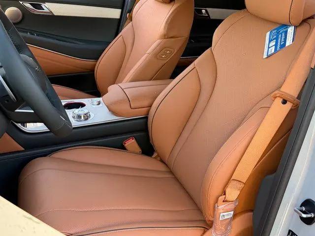 2027 Genesis GV80 2.5T Prestige