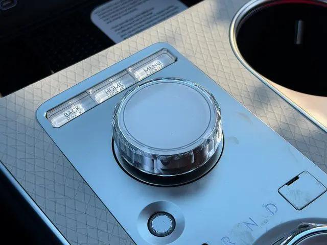 2027 Genesis GV80 2.5T Prestige