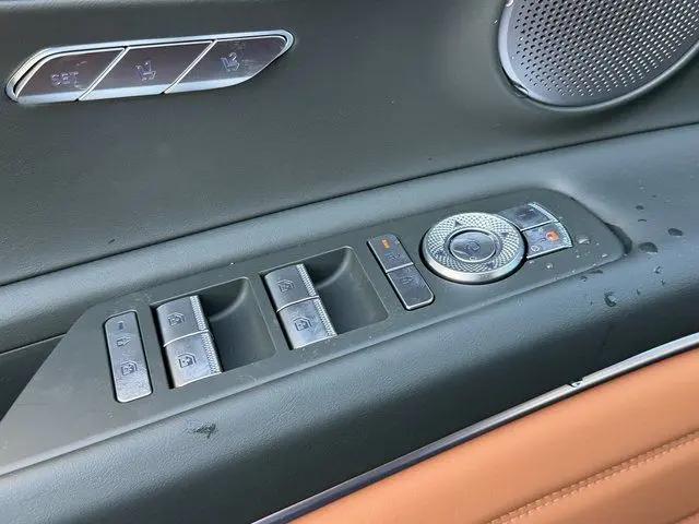 2027 Genesis GV80 2.5T Prestige