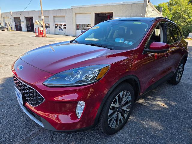 2020 Ford Escape Titanium Hybrid