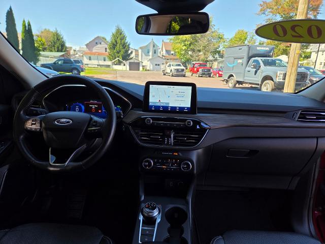 2020 Ford Escape Titanium Hybrid