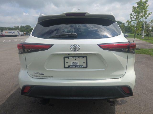 2021 Toyota Highlander L