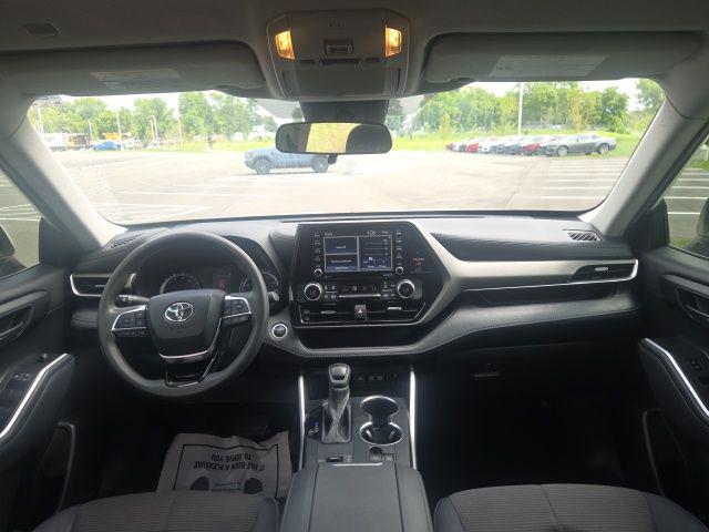 2021 Toyota Highlander L