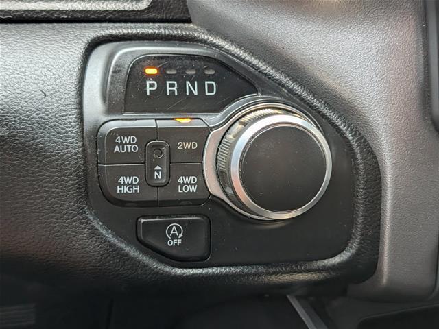 2021 Ram 1500 Big Horn Crew Cab 4x4 5'7" Box