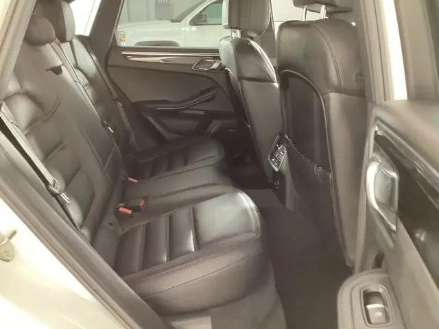 2016 Porsche Macan S