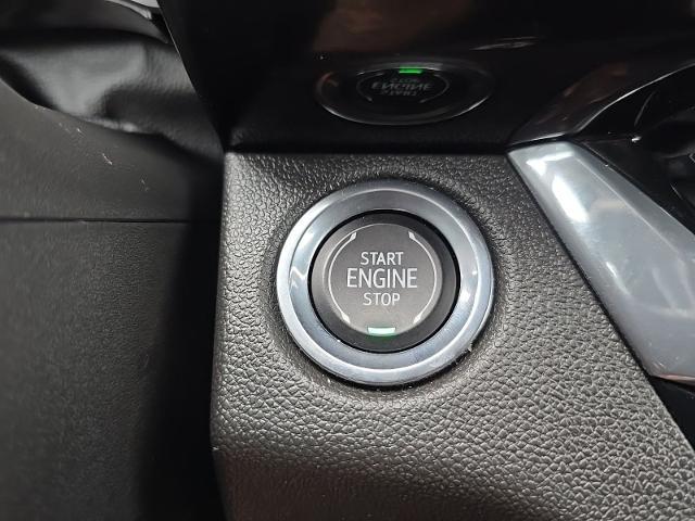 2025 Buick NV Sport Touring FWD