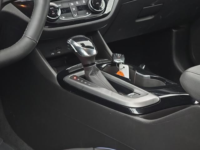 2025 Buick NV Sport Touring FWD