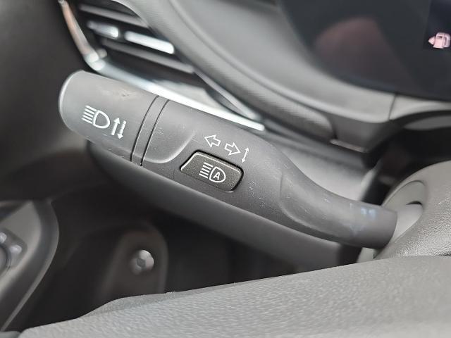 2025 Buick NV Sport Touring FWD