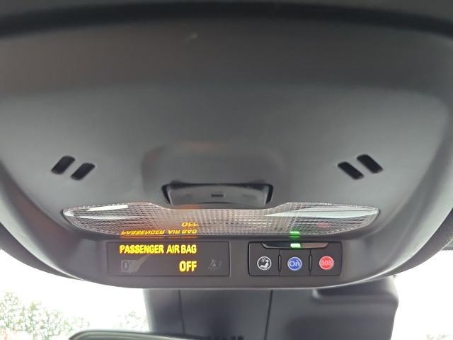 2025 Buick NV Sport Touring FWD
