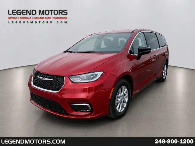 2026 Chrysler Pacifica Select for sale in Waterford, MI