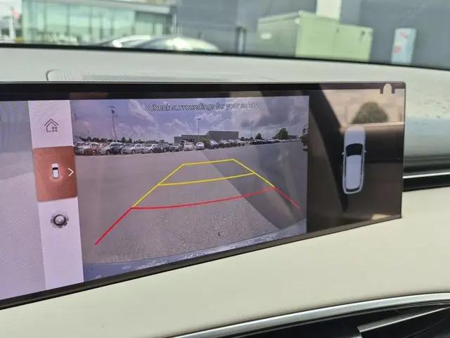 2027 Genesis GV70 2.5T Select