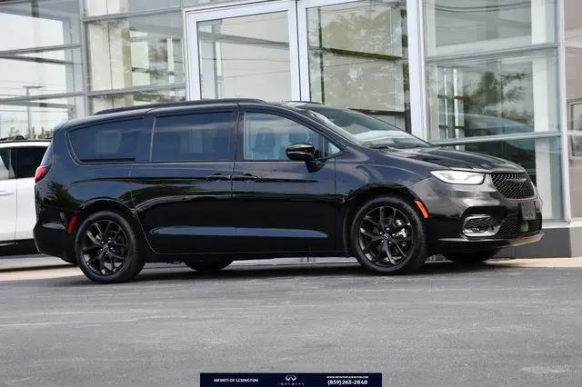2025 Chrysler Pacifica Limited for sale in Lexington, KY