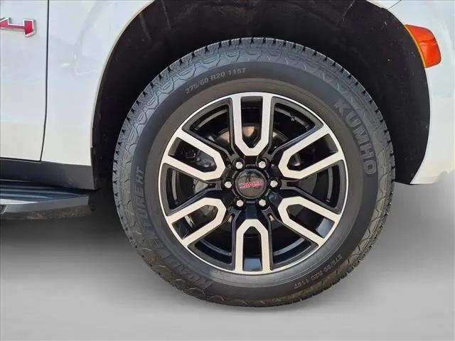 2021 GMC Yukon 4WD AT4