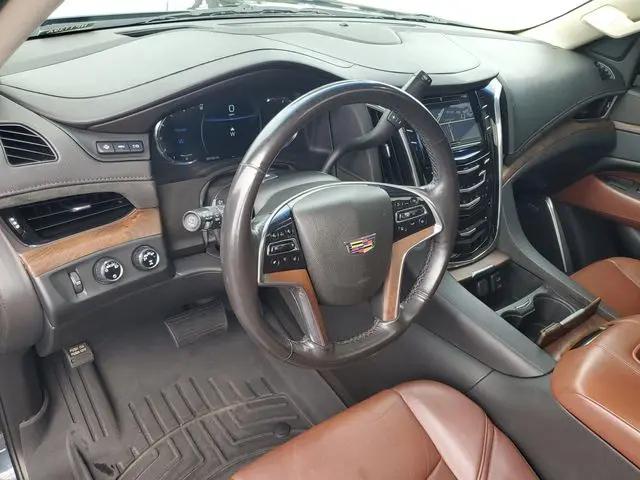 2019 Cadillac Escalade Luxury