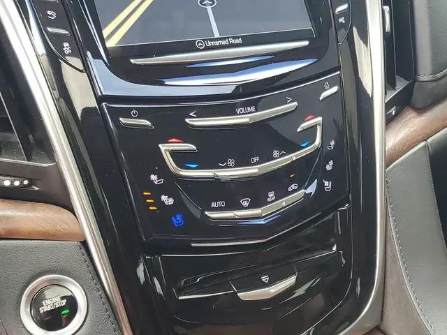 2019 Cadillac Escalade Luxury
