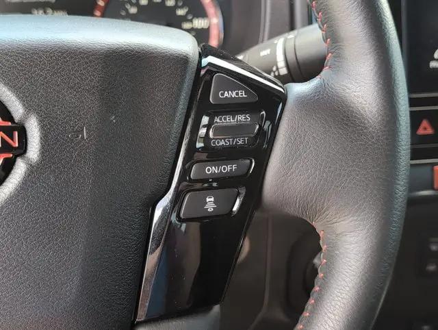 2025 Nissan Frontier Crew Cab PRO-4X 4x4