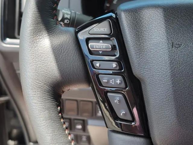 2025 Nissan Frontier Crew Cab PRO-4X 4x4