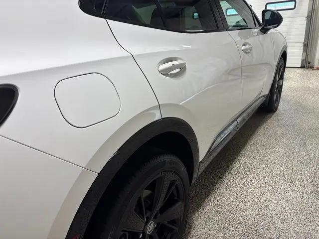 2022 Buick Envision FWD Essence
