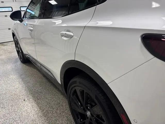 2022 Buick Envision FWD Essence