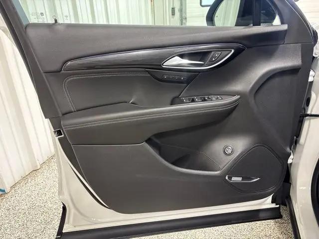 2022 Buick Envision FWD Essence