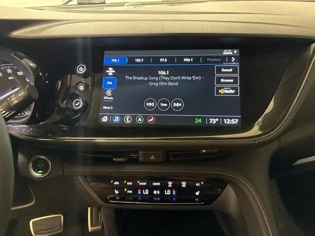 2022 Buick Envision FWD Essence