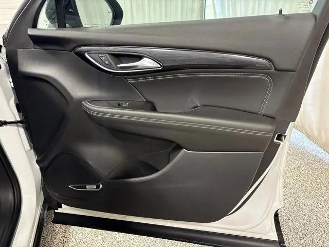 2022 Buick Envision FWD Essence