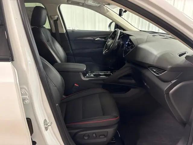 2022 Buick Envision FWD Essence