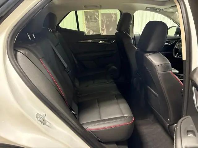 2022 Buick Envision FWD Essence